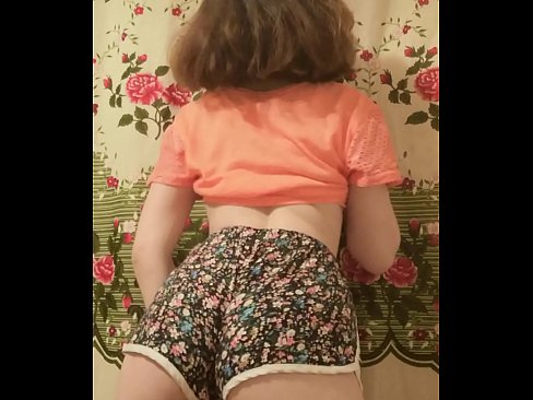 ❤️ Sexy jonge babe dy't har koarte broek op 'e kamera útstrielet Porno vk by ús fy.oldsex.ru ❤
