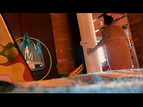 ❤️ Myn omke folget my yn 'e dûs, hy neukt my wylst ik dûs. Porno vk by ús fy.oldsex.ru ❤